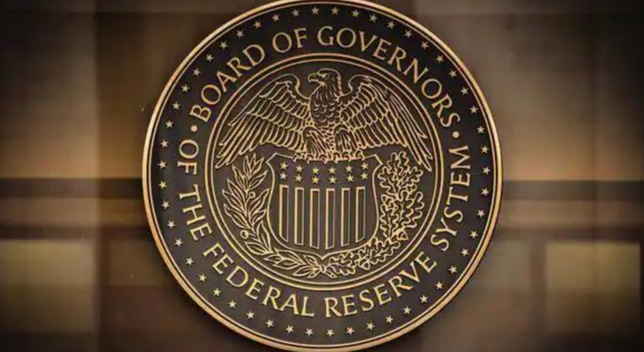 Nóng: Lợi suất trái phiếu kỳ hạn 10 năm tăng đột biến trong khi nhà đầu tư chờ đợi phản hồi từ Fed và dữ liệu kinh tế.